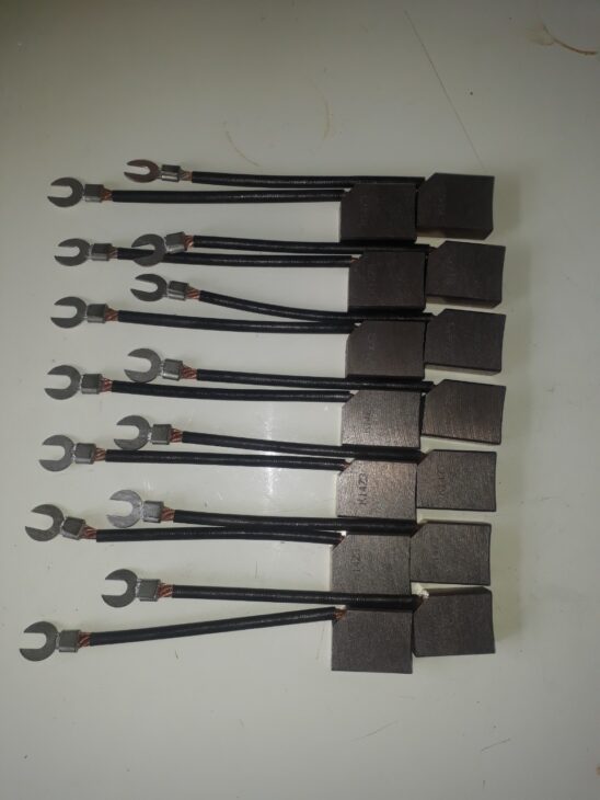 CHỔI THAN CÔNG NGHIỆP CHO NHÀ MÁY MÍA ĐƯỜNG