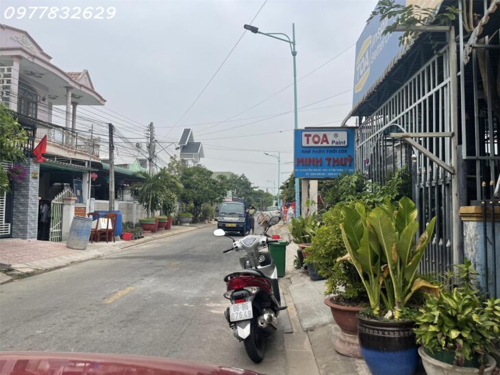 Bán nhà mặt tiền Nguyễn Văn Cừ – Tân Thiện – TX LaGi giá ngộp 1.6 tỷ