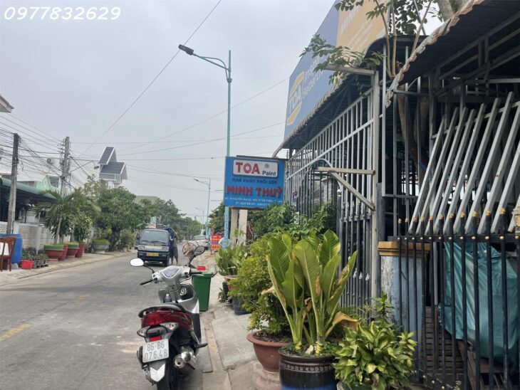 Bán nhà mặt tiền Nguyễn Văn Cừ – Tân Thiện – TX LaGi giá ngộp 1.6 tỷ