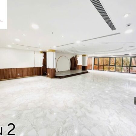 Cho Thuê Nhà Mặt Tiền 100 Nguyễn Du, Phường Bến Nghé, Quận 1, TPHCM.