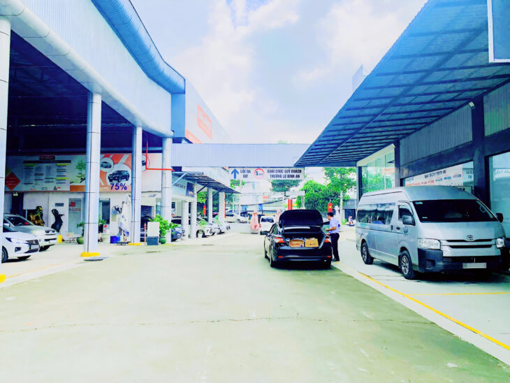 Cho thuê Nhà Mặt Tiền 65-65/1A Lê Thị Riêng, Phường Thới An, Quận 12. DT: 4.410m2