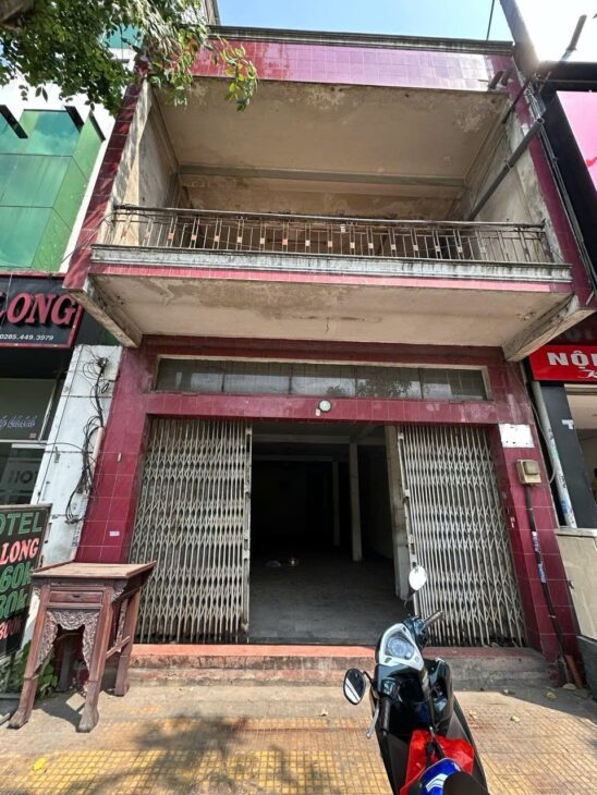 Cho thuê nhà mặt tiền Cộng Hòa, P.4, Tân Bình (Gần Ngã Tư Bảy Hiền)• Diện tích: 5.3 x 17m. Giá 30