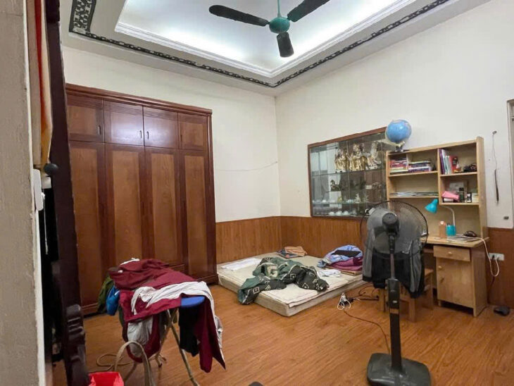 bán nhà Đống Đa 50m Đông Các cách phố 1 nhà, gần Hồ, Công Viên