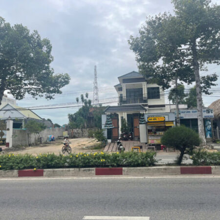 Bán 5m đất thổ cư Đường Thống Nhất, thị xã LaGi giá ngộp 3.2 tỷ sổ riêng Bán 5m đất thổ cư Đường Thống Nhất, thị xã LaGi giá ngộp 3.2 tỷ sổ riêng