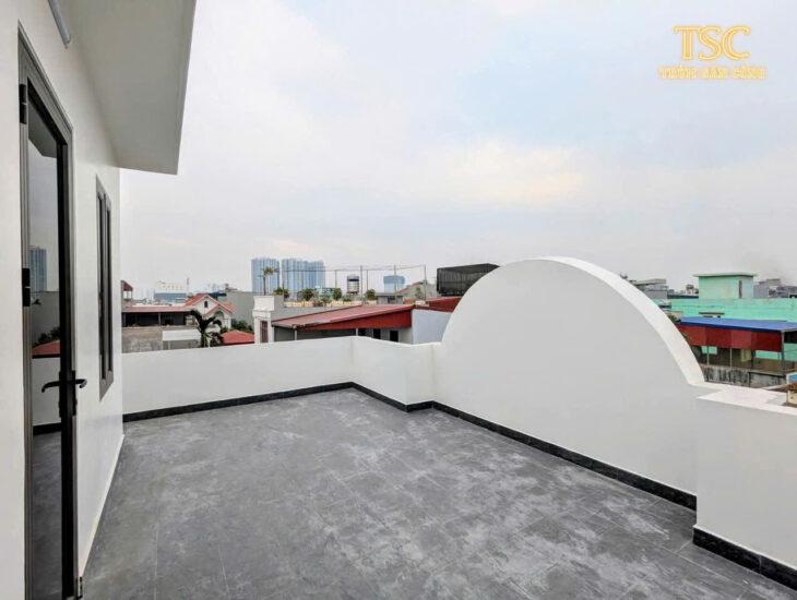 Bán nhà mặt ngõ Khúc Thừa Dụ 2, DT 45m 4 tầng, mới tinh, độc lập, Giá 3.65 tỉ