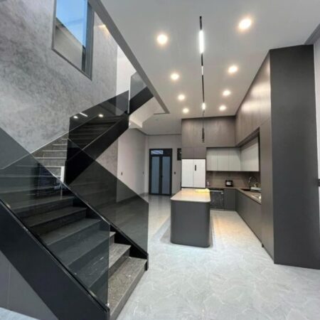 BÁN NHÀ PHỐ BÁT KHỐI, 5 TẦNG, SÁT AEON MALL, SỔ ĐỎ CHÍNH CHỦ