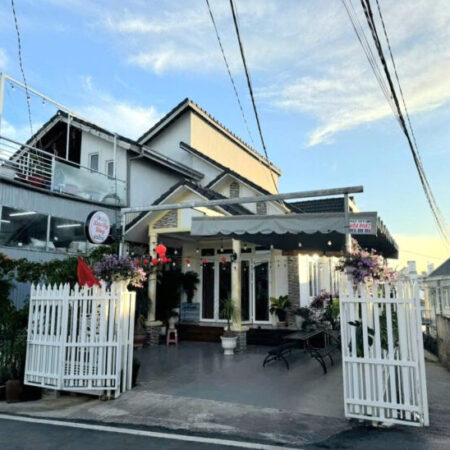 CHO THUÊ VILLA 150m2 3 PHÒNG NGỦ ĐƯỜNG CAO THẮNG P7 ĐÀ LẠT 15TR/THÁNG CHO THUÊ VILLA 150m2 3 PHÒNG NGỦ ĐƯỜNG CAO THẮNG P7 ĐÀ LẠT 15TR/THÁNG