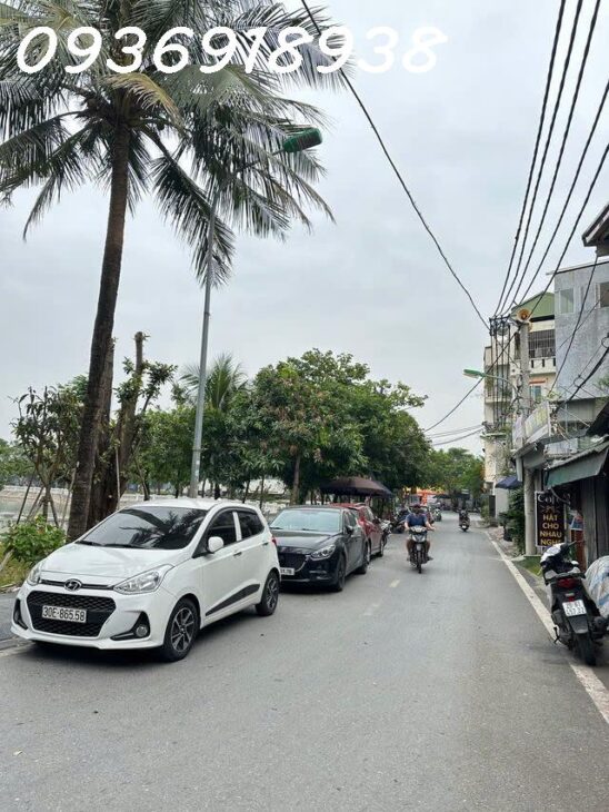 8.5 tỷ-Bồ Đề, Long Biên-gần hồ-ô tô tránh-ô tô vào nhà-2 thoáng-ở sướng vô cùng