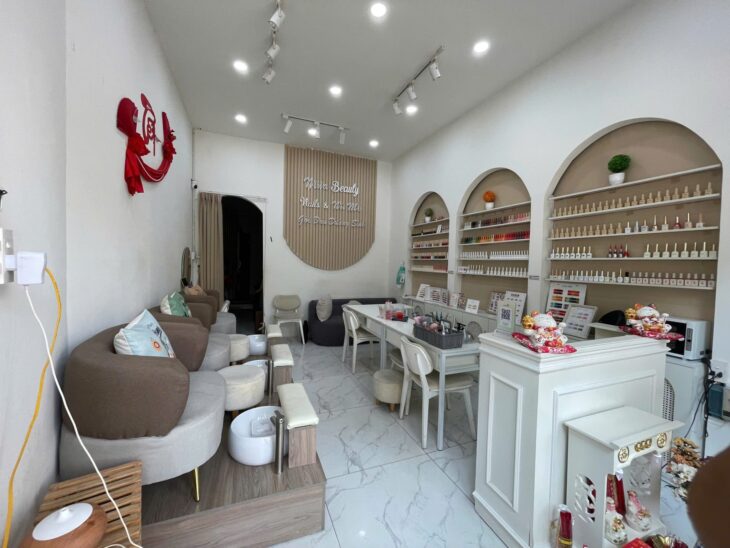 Gò Vấp ! Sang SaLon Nail – SPA decor Hiện đại & xinh xắn nằm ngay khu dân trí cao Cityland Central