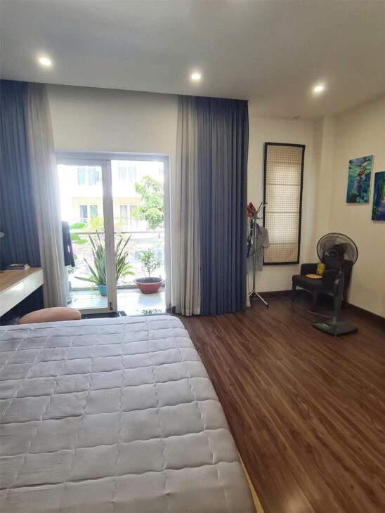 BÁN NHÀ PHỐ MELOSA KHANG ĐIỀN, DT 100M2, 3 TẦNG, 4 PN, NỘI THẤT ĐẸP, GIÁ 11 TỶ TL
