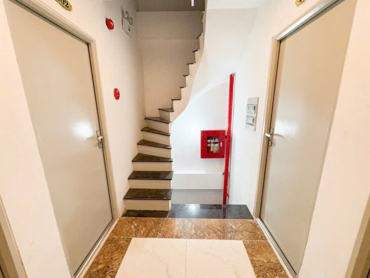 Căn hộ dịch vụ đẹp, giá rẻ tại Kim Giang, Hoàng Mai – 65m2 x 7 tầng, mặt tiền hơn 5m, 18 phòng kép