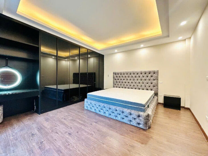 NHÀ MẶT PHỐ TRẦN QUANG DIỆU – 7 TẦNG THANG MÁY – KD ĐỈNH – 60M2 – 34,8 TỶ