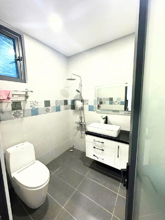 PHƯỚC KIỂN – 8.5 TỶ – 85M2 – 4 TẦNG – NGANG 5M – FULL NỘI THẤT ĐẸP LUNG LINH