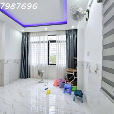 Bán Nhà Trung Tâm Thành Phố Nha Trang, Cách Biển 200m, Gần Chợ Xóm Mới GIÁ 5 TỶ 9