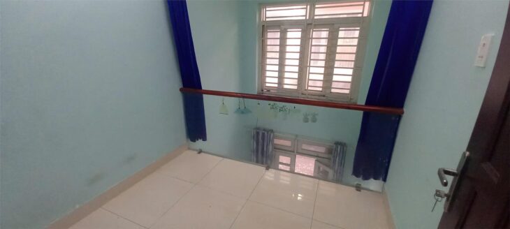 Nhà cho thuê hẻm xe tải Lý Chính Thắng, Q3, 28m2, 5 tầng, 3 Phòng, 4wc, phù hợp ở và KDOL, giá có