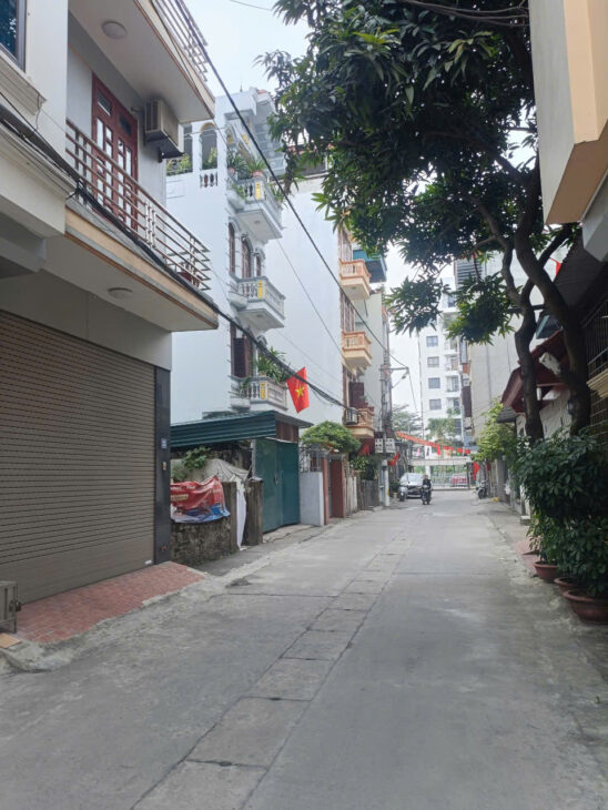 Phân lô Lai Xá 72 m2-MT4.5, gara 2 ô tô tránh kinh doanh, giá 9 tỷ 89