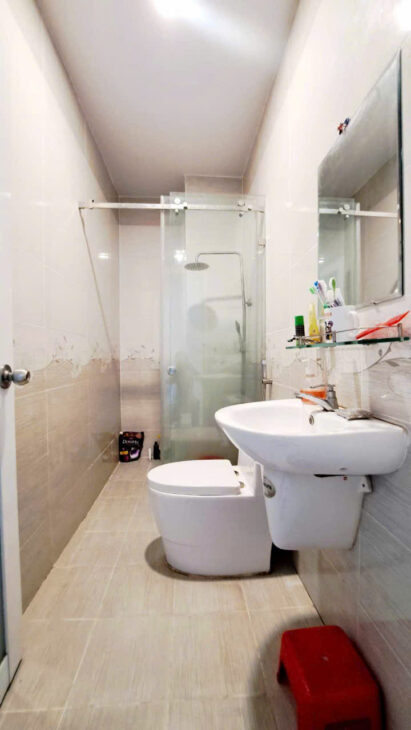 NHÀ MT Đẹp 3 Tầng 69m SHR Giá Chỉ 5 Tỷ 30 Nguyễn Ảnh Thủ Tân Chánh Hiệp Quận 12 Xe Hơi Ngủ Trong