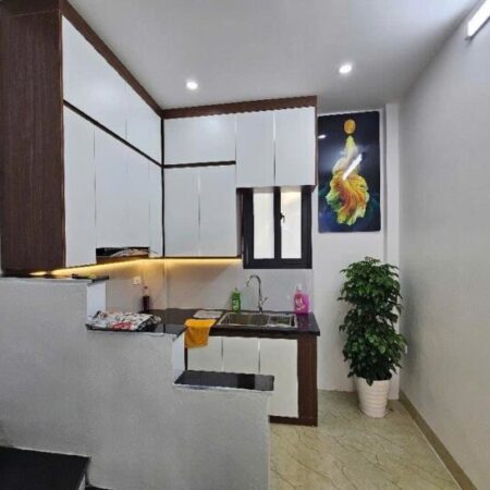 BÁN NHÀ GIA QUẤT, HÀNG HIẾM 39M2* 4 TẦNG, MỚI TOANH, FULL NỘI THẤT, Ô TÔ ĐỖ CỬA, GIÁ 6.4 TỶ