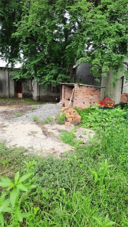 bán nhà cấp 4 với dt đất rộng phù hợp xây dựng nhà nghỉ dưỡng. gần đập thủy điện