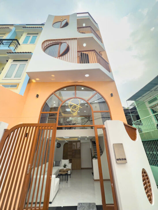 6.28 tỷ bán nhà mới khu VIP Nguyễn Cửu Vân giáp Q1- 5 tầng- 40m2-ngang 4.6m- 4PN 6WC full NT