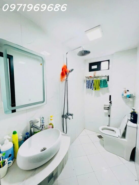 NGÕ PHỐ QUAN NHÂN – NHÀ MỚI Ở NGAY LÔ GÓC 3 MẶT THOÀNG – 41M2 – 5 TẦNG – MT 4M – GIÁ 9.5 TỶ.