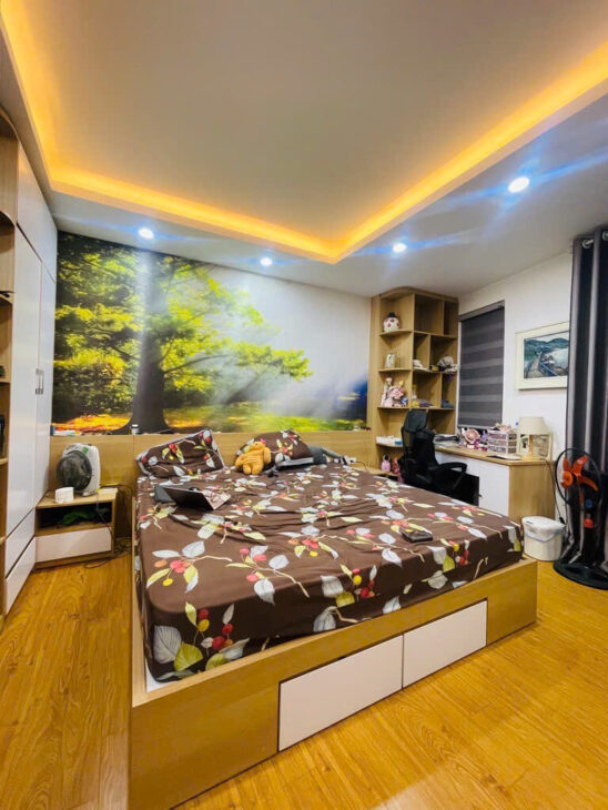 bán nhà Đống Đa 46m Láng lô góc, thang máy, ô tô vào nhà