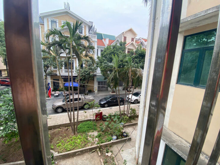 Bán căn hộ Cầu Bươu , diện tích 70m -2pn ,1vs sổ đỏ chính chủ