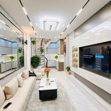 LẠC LONG QUÂN- TÂY HỒ- NHÀ ĐẸP FULL NỘI THẤT Ở NGAY- SỔ ĐỎ PHÂN LÔ- CHỈ 6.X Tỷ.