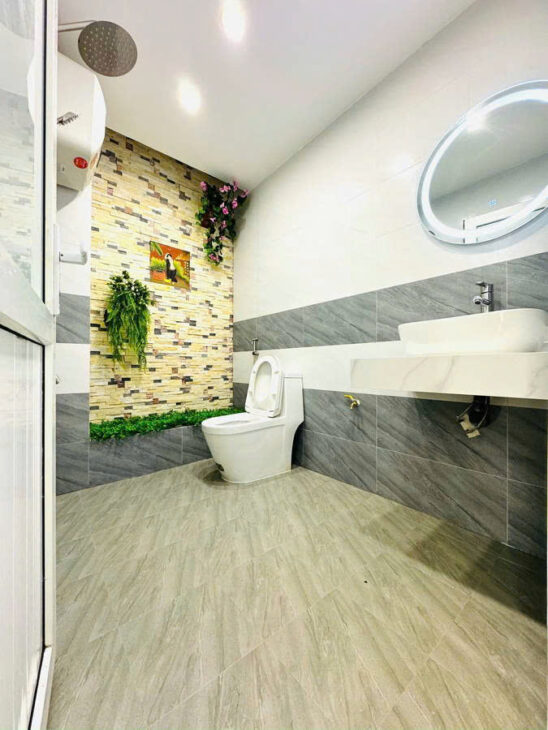 HOA HẬU TRUNG TÂM BỒ ĐỀ – GARA Ô TÔ – MẶT NGÕ THÔNG KINH DOANH Nguyễn Văn Cừ 42m2,5 tầng,10.2 tỷ