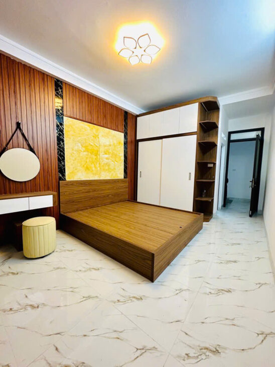 Bán Nhà Thanh Lân Hoàng Mai 32m 4 Tầng 3 Ngủ Full Nội Thất Giá 4.75 Tỷ Sổ Riêng