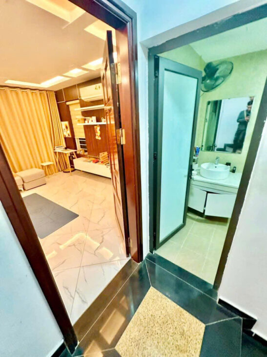 Phố 8/3 – Hai Bà Trưng – Căn Góc Phân Lô rộng thoáng – Tặng Full nội thất – DT 33m x 5 Tầng x Mt
