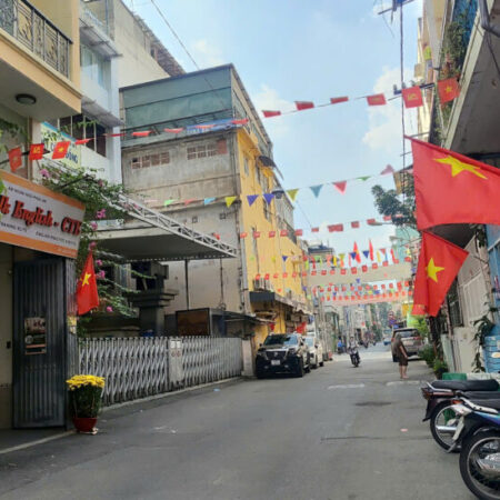 NHÀ PHẠM VĂN CHÍ QUẬN 6 2 TẦNG 4.6x17M CHỈ 8.x TỶ