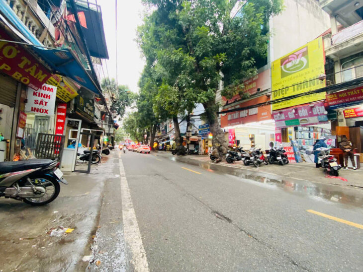 Mặt Phố Vip BA ĐÌNH – Vỉa Hè – Kinh Doanh Ngày Đêm – Vị Trí Đẹp – Giá Đầu Tư : DT 65m x 3 Tầng –