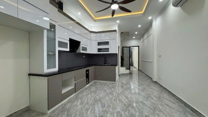 Bán nhà riêng 4PN, 3WC, 75m2, 11,5 tỷ tại Nguyễn Văn Cừ, Bồ Đề, Long Biên, Hà Nội