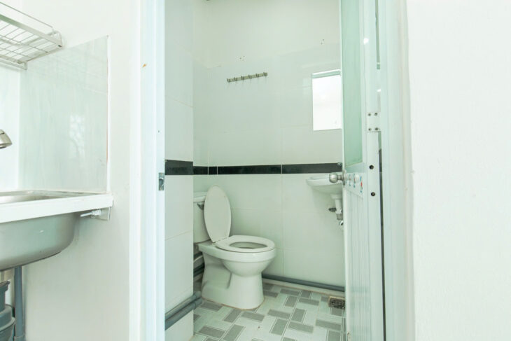 Cho thuê phòng trọ 15m2 gần cầu Tân Thuận 2 – Quận 7