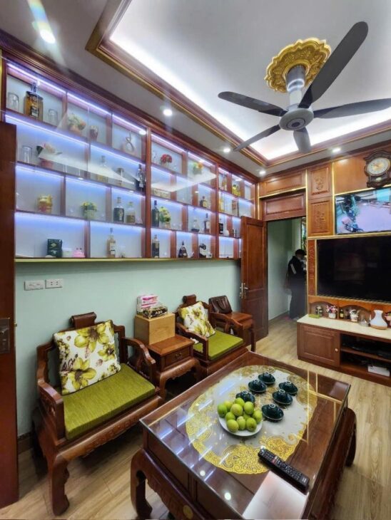 BÁN NHÀ DÂN XÂY PHỐ GIẢNG VÕ, NHÀ 6 TẦNG x 36/42M2, GIÁ CHỈ 8 TỶ 900 TRIỆU