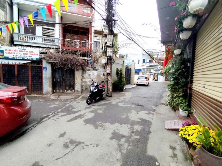 Bán đất tặng nhà 3 tầng mặt ngõ 274 Lạch Tray, 94m , ngõ 5m, Giá 5.6 tỉ