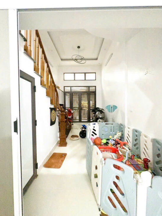 GẦN NGÃ TƯ SỞ-NHÀ MỚI ĐẸP-FULL NỘI THẤT XỊN XÒ-HAI THOÁNG VĨNH VIỄN-Ô TÔ TRÁNH- DT44m x 5 TẦNG, GIÁ