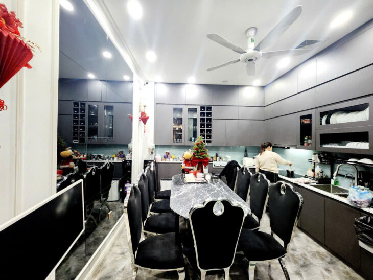 BÁN ĐẢO LINH ĐÀM- HOÀNG MAI, 57 M2, 6 TẦNG, THANG MÁY, MT 4,1M, GIÁ 16 TỶ.