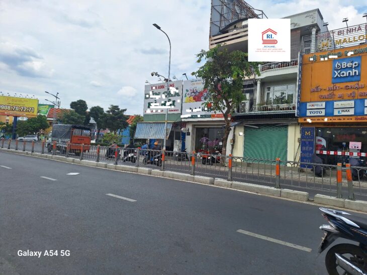 Cho thuê nhà nguyên căn 2MT: Phan Văn Trị, P.7, Gò Vấp+Diện tích: 5m x21m_Giá 60 Triệu