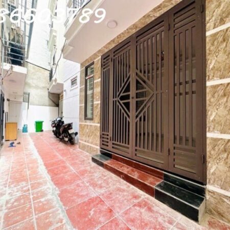 Bán nhà riêng dt 30m2, 5PN, 3WC tại Bát Khối, Long Biên, Hà Nội Bán nhà riêng dt 30m2, 5PN, 3WC tại Bát Khối, Long Biên, Hà Nội