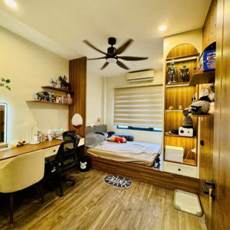 BÁN NHÀ BỒ ĐỀ 57M2* 4 TẦNG* 9.8 TỶ, FULL NỘI THẤT, Ô TÔ ĐỖ CỬA