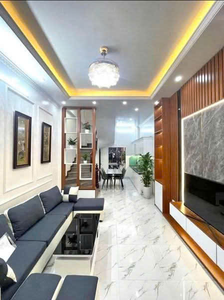 Siêu phẩm ! 10M ra đường ô tô tránh có nhà lô góc 5 tầng – 34m – 4pn gần Trịnh Văn Bô
