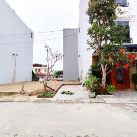 Bán đất Tái định cư Tam Kỳ, 58.8m, ngang 4.2m, đường 12m, Giá 4.5 tỉ