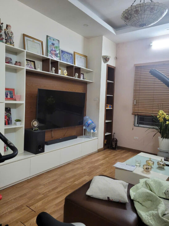 TÔN THẤT TÙNG-ĐỐNG ĐA-LÔ GÓC 3 THOÁNG-FULL NỘI THẤT-DT KHỦNG 48m x 4 TẦNG, MT 5,7m, GIÁ QUANH 9 TỶ