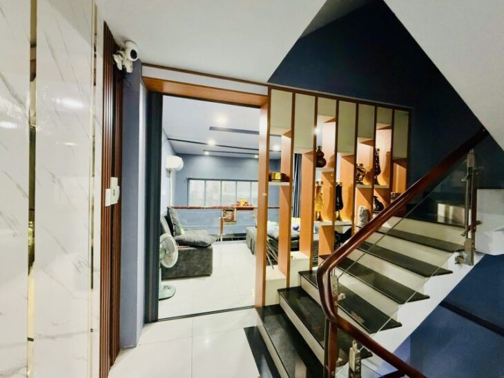 Bán nhà mặt phố 58m2, 4 tầng, 4PN, 4WC, Đường 102, Tăng Nhơn Phú A, Thủ Đức – 5.9 tỷ