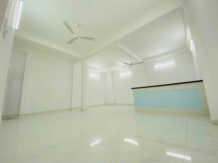 Cho thuê nhà 3 tầng, 7x19m (131m2), HXH 7m gần Metro phường Hiệp Thành, Quận 12