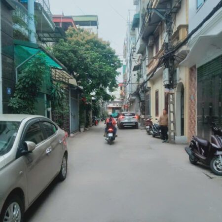 Bán Nhà: Tựu liệt, 50m2, kinh doanh, oto tải đỗ tránh, Otô ngủ trong nhà. Hơn 7 tỷ