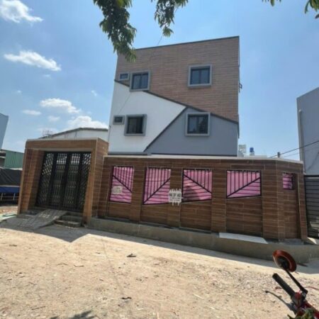 ???? NHÀ vừa Ở vừa CHO THUÊ – GÓC 2 MT- TX25 – SÁT CHỢ THẠNH XUÂN – ĐƯỜNG 10M thông- THUÊ FULL 10 ???? NHÀ vừa Ở vừa CHO THUÊ – GÓC 2 MT- TX25 – SÁT CHỢ THẠNH XUÂN – ĐƯỜNG 10M thông- THUÊ FULL 10