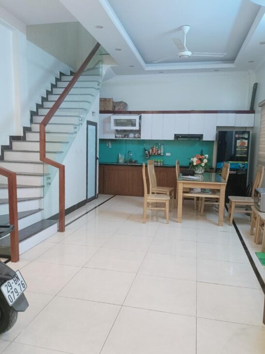 BÁN NHÀ KHƯƠNG ĐÌNH, THANH XUÂN, 1 NHÀ RA PHỐ Ô TÔ TRÁNH, 42M2, 9TỶ(CTL)